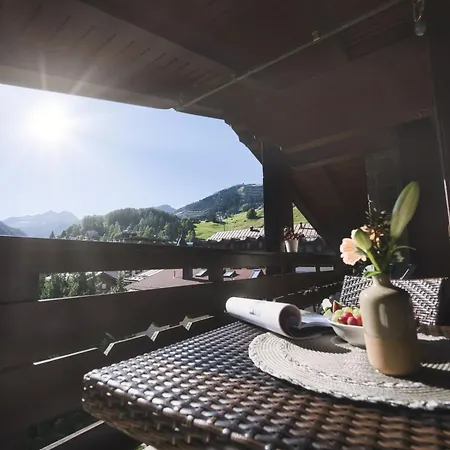 公寓 Quality Hosts Arlberg - Laerchenhof