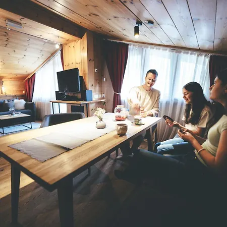 Quality Hosts Arlberg - Laerchenhof *