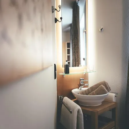 Quality Hosts Arlberg - Laerchenhof Sankt Anton am Arlberg