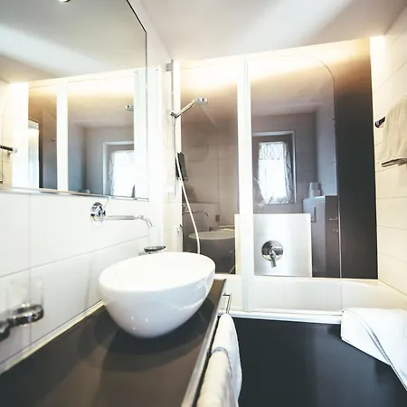 Quality Hosts Arlberg - Laerchenhof Apartment