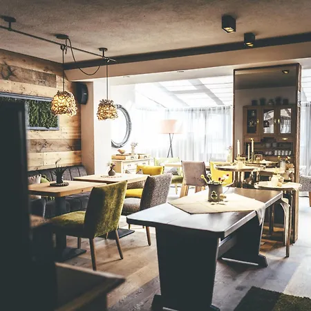 Quality Hosts Arlberg - Laerchenhof Apartment *