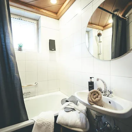 Quality Hosts Arlberg - Laerchenhof *