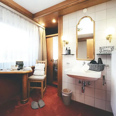 Quality Hosts Arlberg - Laerchenhof Apartamento