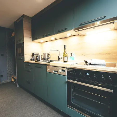 Quality Hosts Arlberg - Laerchenhof Apartman *