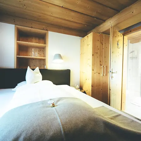 Quality Hosts Arlberg - Laerchenhof 圣安东阿尔贝格