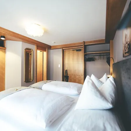 Quality Hosts Arlberg - Laerchenhof Apartamento