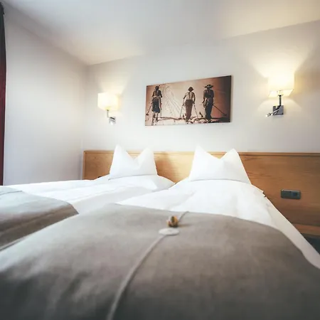 Quality Hosts Arlberg - Laerchenhof *