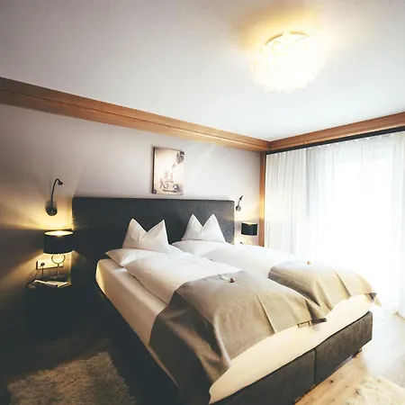 Quality Hosts Arlberg - Laerchenhof Sankt Anton am Arlberg