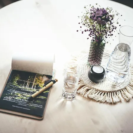 Quality Hosts Arlberg - Laerchenhof Apartamento