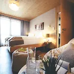 Quality Hosts Arlberg - Laerchenhof דירה סן אנטון