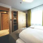 Quality Hosts Arlberg - Laerchenhof * סן אנטון